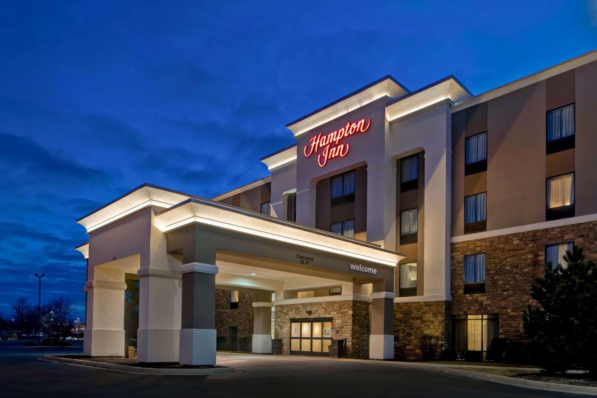 Hampton Inn Dekalb - Near The University Dış mekan fotoğraf